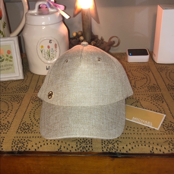 Michael Kors Accessories - Michael Michael Kors Beige Linen-Texture Baseball Cap